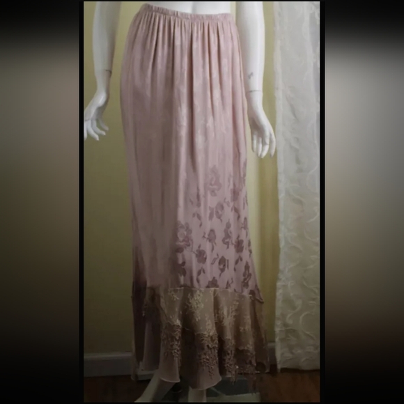 Gorgeous Spencer Alexis Rose Colored  2 piece dress - Picture 5 of 6